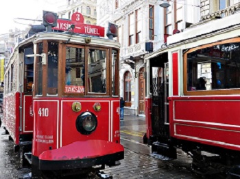 trams in Istanbul