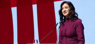 Inga Ruginiene addresses the ETUC Congress in Berlin ahead of her election as Vice-President